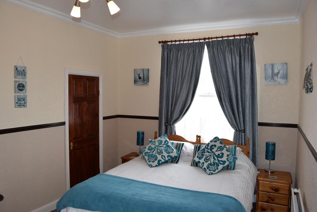 The Stuart House Hotel Скарбъро Екстериор снимка