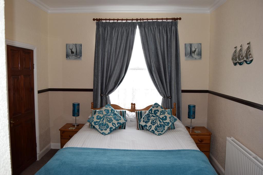 The Stuart House Hotel Скарбъро Екстериор снимка